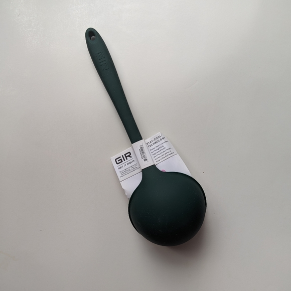 GIR Silicone Ultimate Ladle Dark Green - Picture 2 of 3